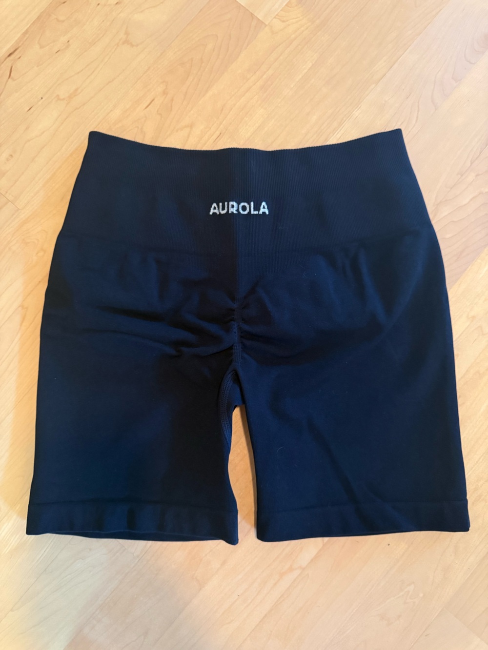 Aurola Black High-Waist Scrunch Bike Shorts